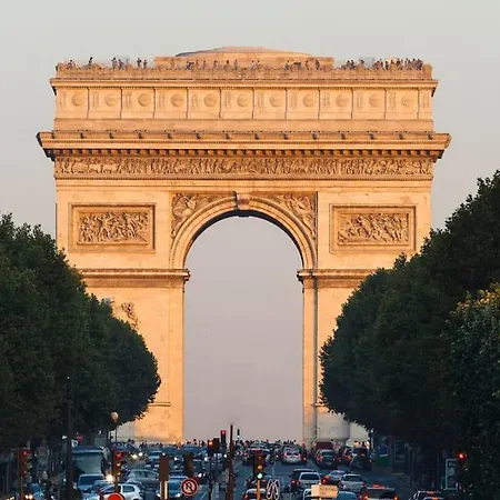 Paris - Cosy Duplex Pres Des Champs Elysees *
