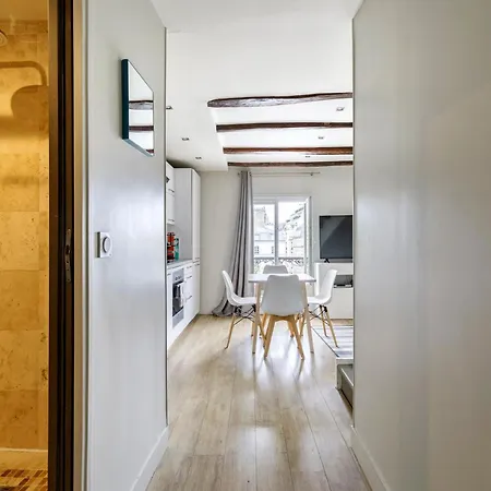 Paris - Cosy Duplex Pres Des Champs Elysees * Neuilly-sur-Seine